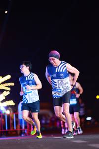 BIB: 44780
                            <button type="button" onclick="openModal(22962189)" class="btn btn-primary btn-sm float-right btn-popup" data-toggle="modal" data-target=".modal-high-quality">
                        <i class="fas fa-shopping-cart"></i> Add to Cart
                    </button>
                                            <button type="button" onclick="isThisMe(22962189, true)" class="btn btn-success btn-sm float-right btn-popup btn-isme hidden" data-toggle="tooltip" data-placement="bottom" title="นี่คือรูปของคุณใช่ไหม คลิกที่นี่เพื่อเอาเข้าอัลบั้ม">
                        <i class="fas fa-plus"></i> Add to album
                    </button>
                    <button type="button" onclick="isThisMe(22962189, false)" class="btn btn-warning btn-sm float-right btn-popup btn-isnotme hidden">
                        <i class="fas fa-ban"></i> Remove from album
                    </button>